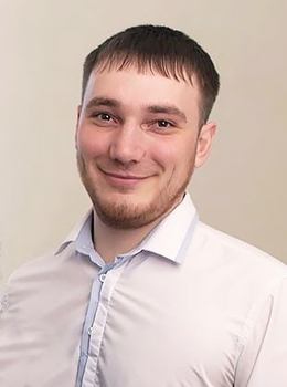 Руководитель направления по сопровождению клиентов
 Кнаус Алексей Алексеевич